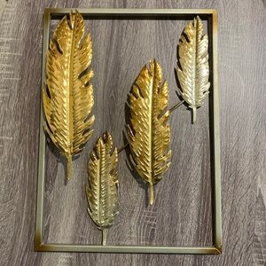 Gold Feather metal frame wall decor